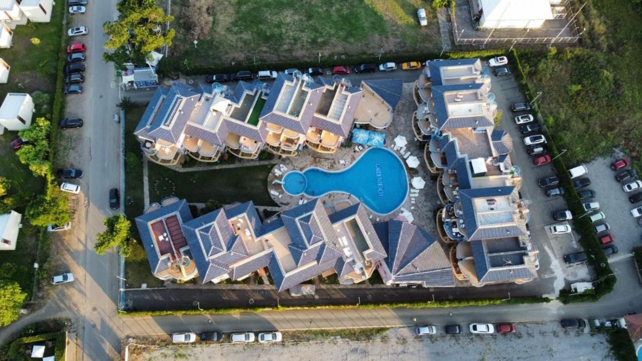 Къмпинг Градина Луксозен Апартамент Chernomorets Buitenkant foto