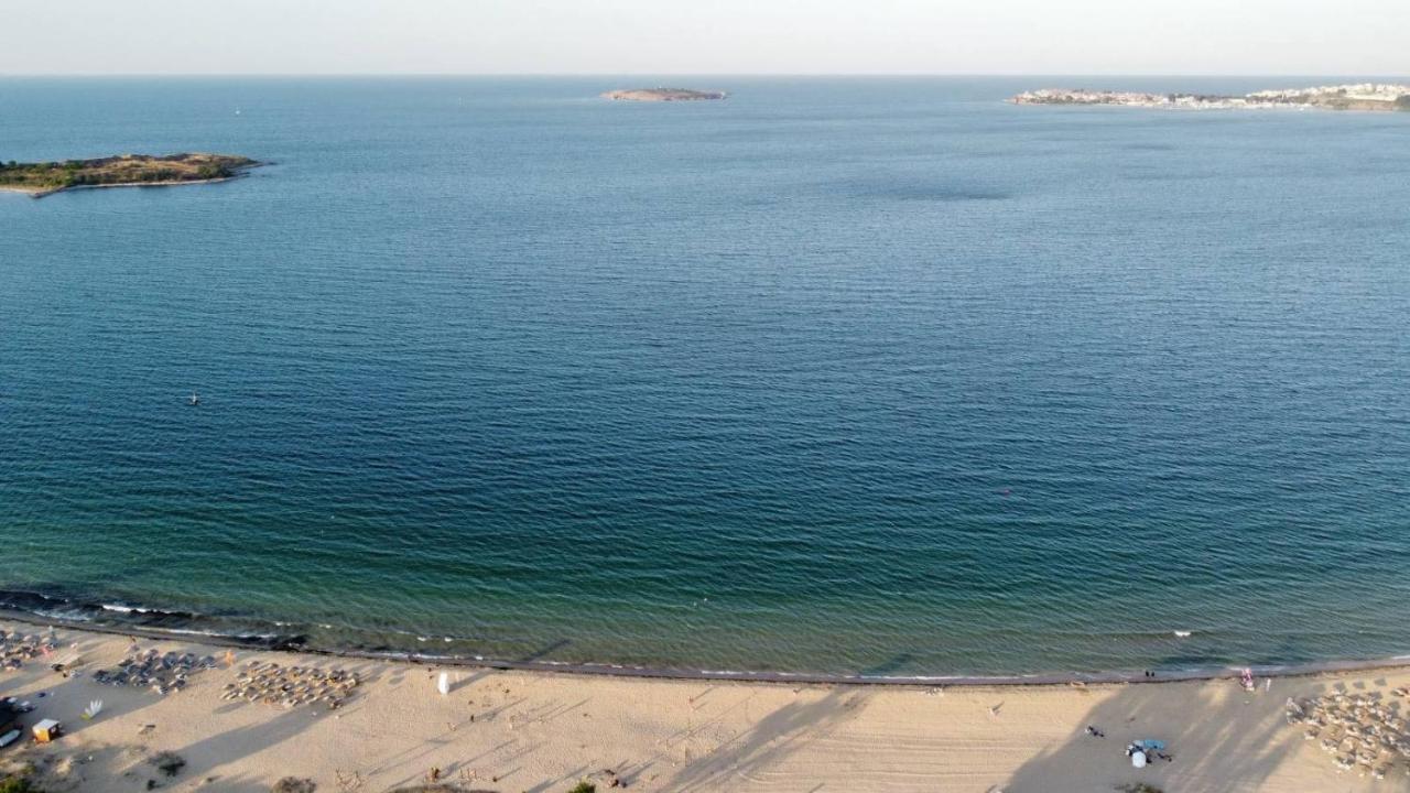 Къмпинг Градина Луксозен Апартамент Chernomorets Buitenkant foto